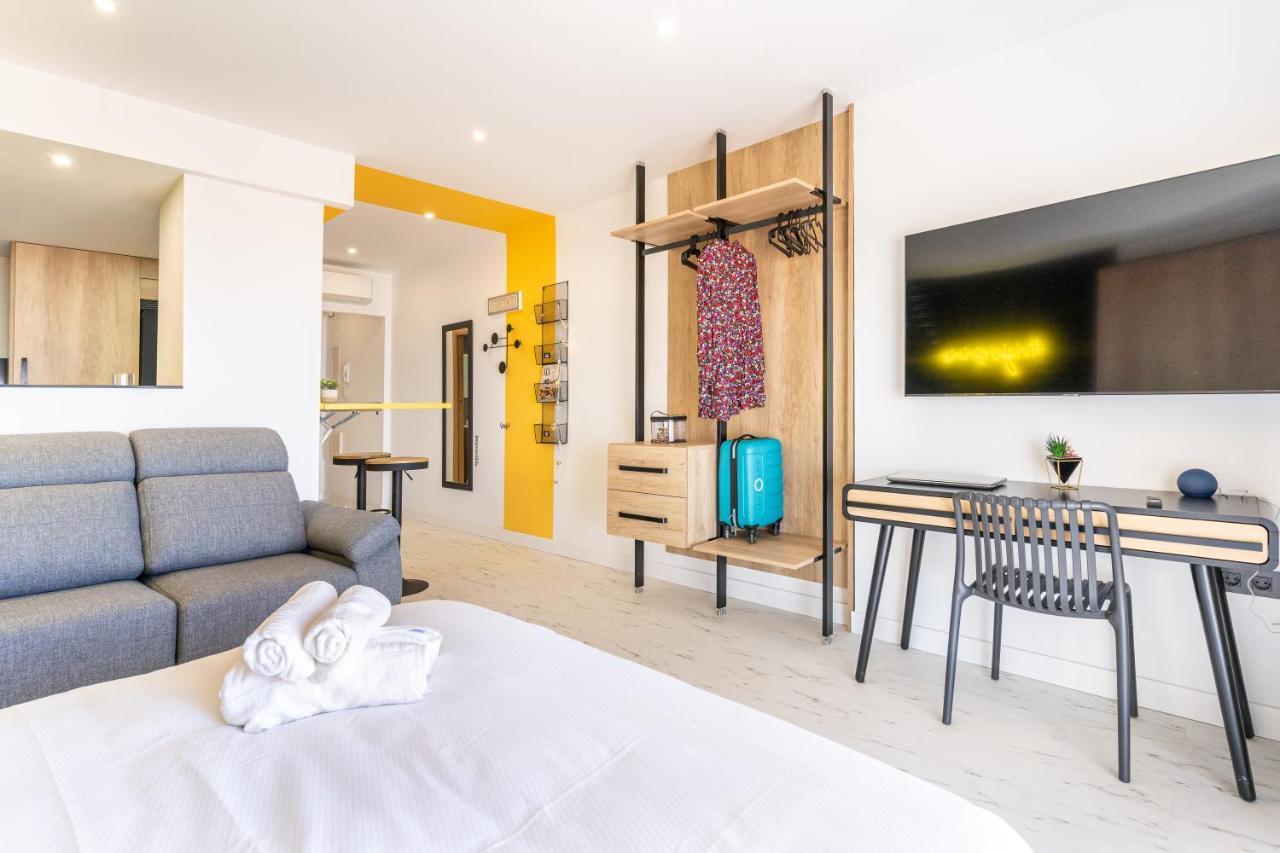 Expoholidays- Apartaments Paseo Maritimo Almeria Exterior photo