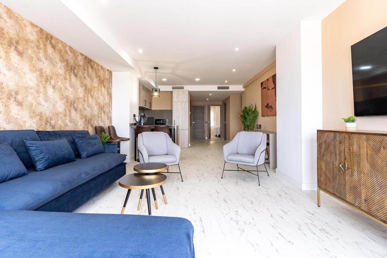 Expoholidays- Apartaments Paseo Maritimo Almeria Exterior photo