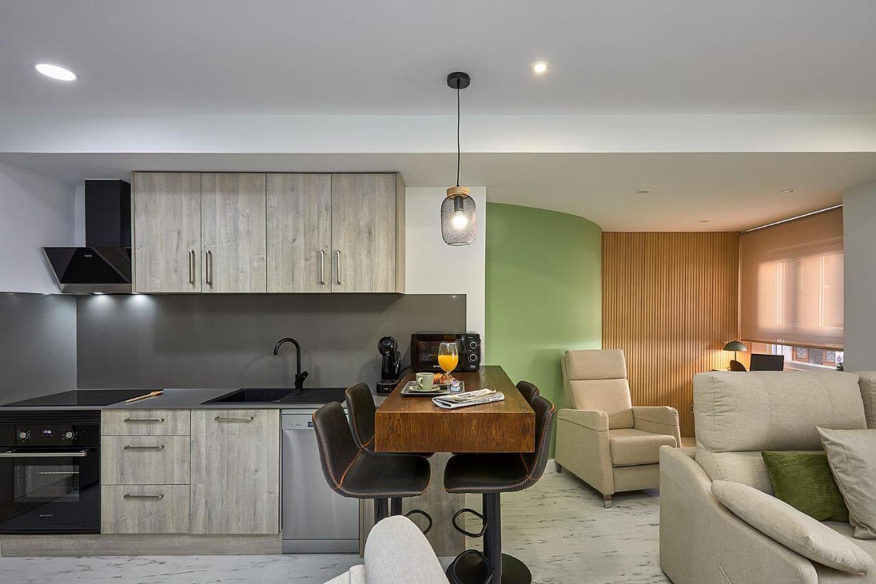 Expoholidays- Apartaments Paseo Maritimo Almeria Exterior photo