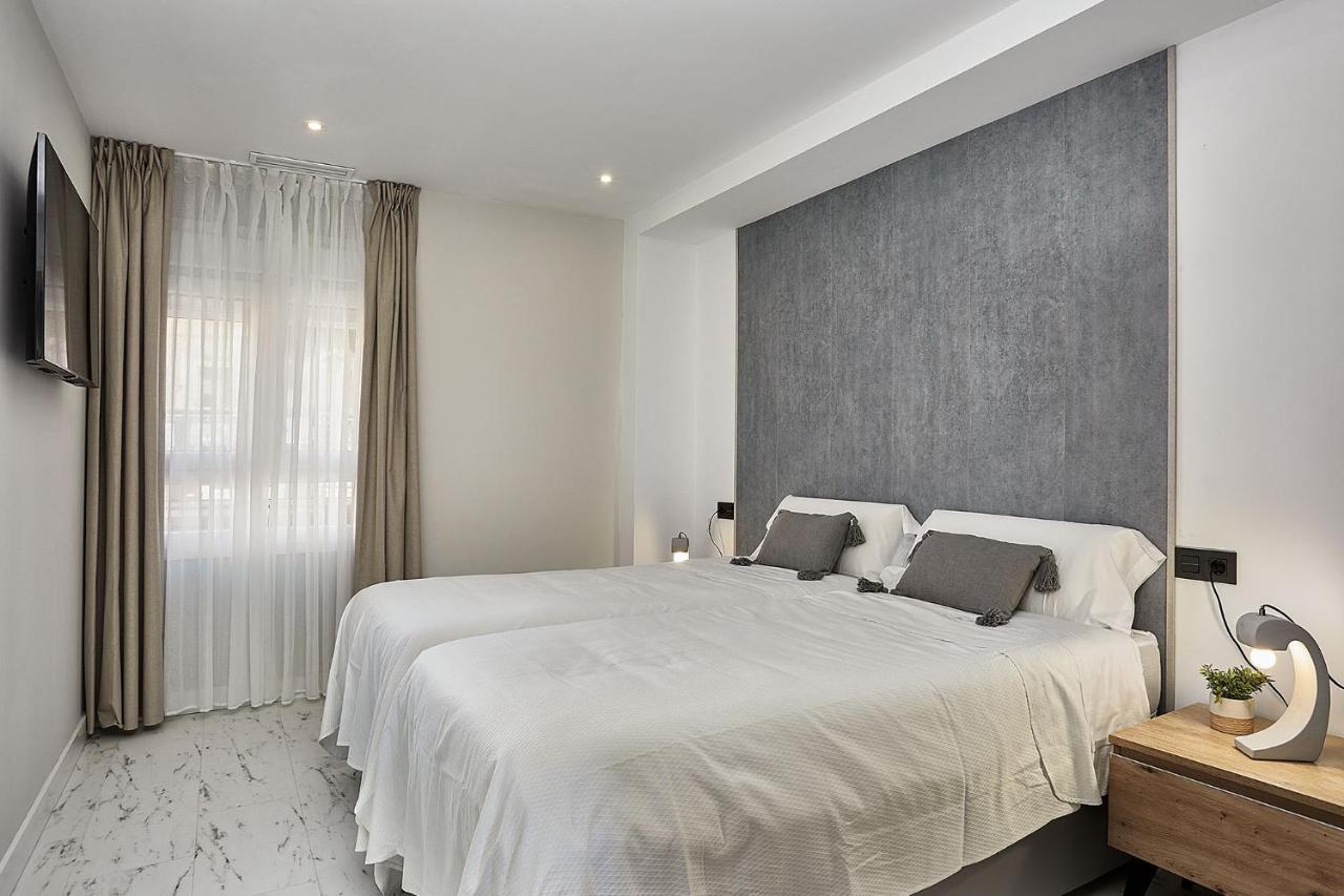 Expoholidays- Apartaments Paseo Maritimo Almeria Exterior photo