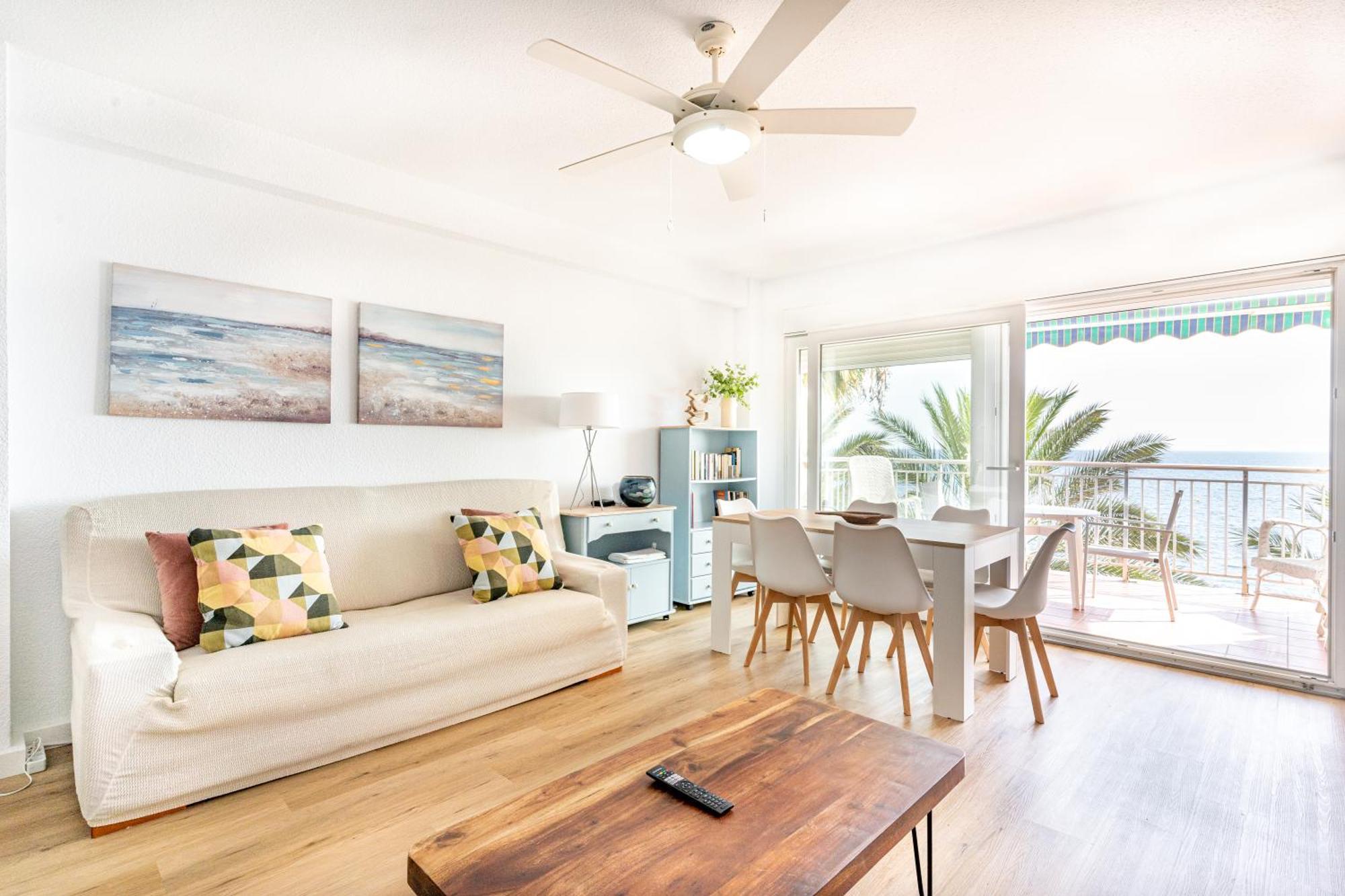 Expoholidays- Apartaments Paseo Maritimo Almeria Exterior photo