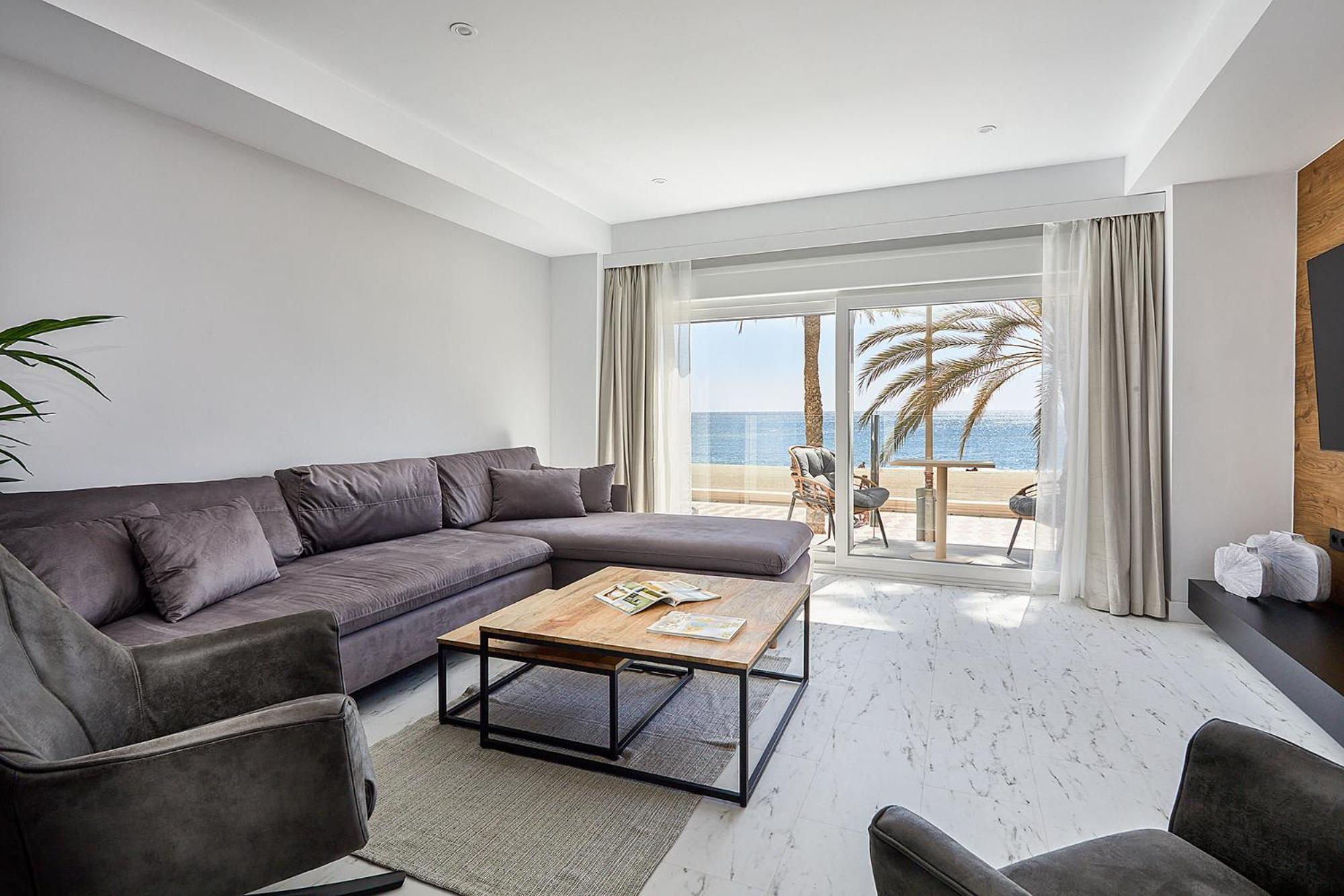 Expoholidays- Apartaments Paseo Maritimo Almeria Exterior photo